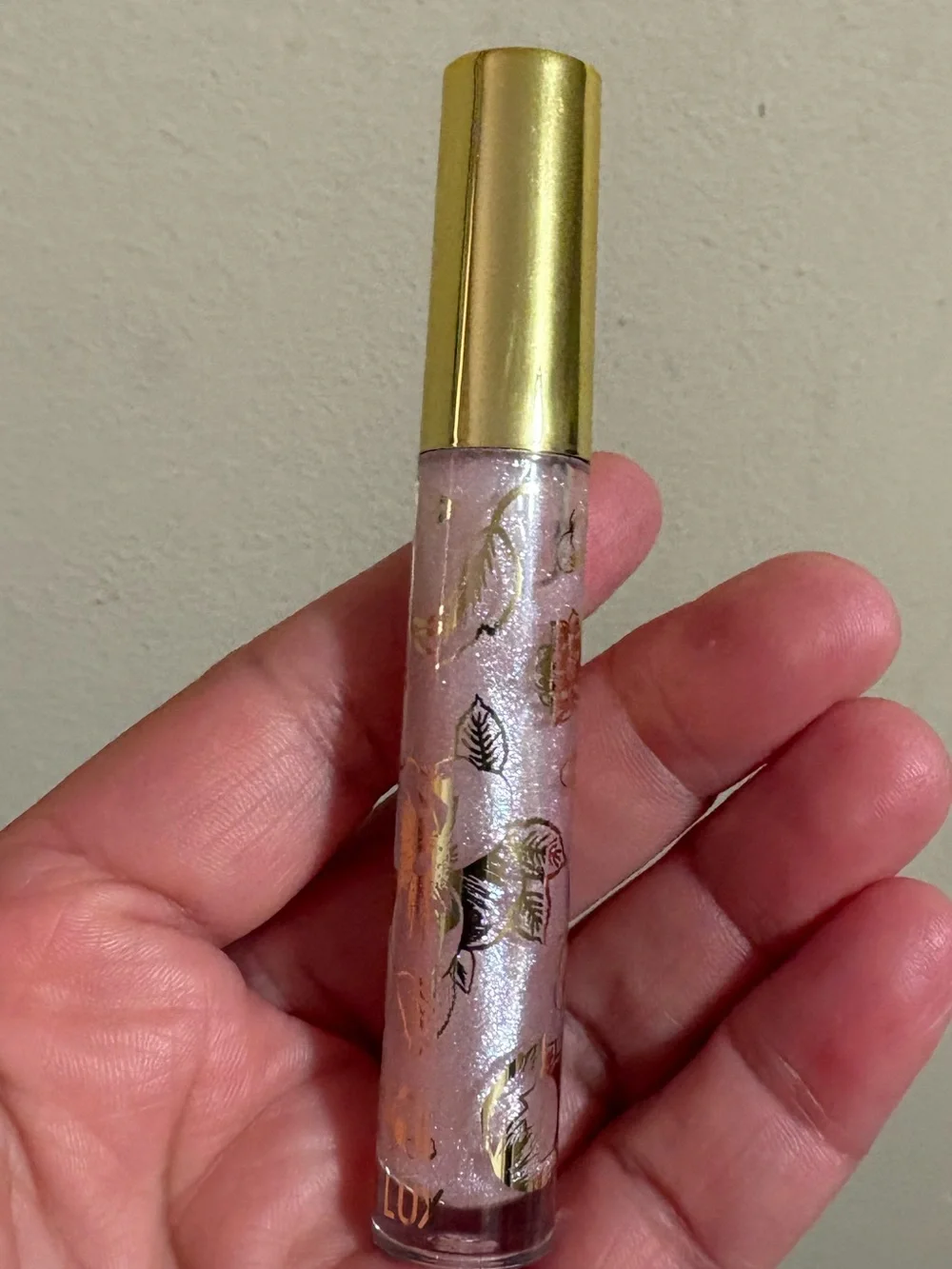 Winky Lux Glossy Boss Lip Gloss in Birthday Cake Shimmery Pink Brand New Unused